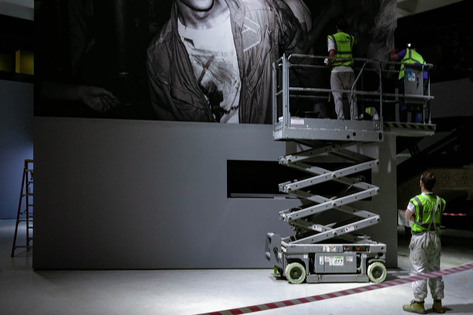 Large-format gallery wall installation by City Images: floor-to-ceiling printed mural fitted on site by the in-house team.
